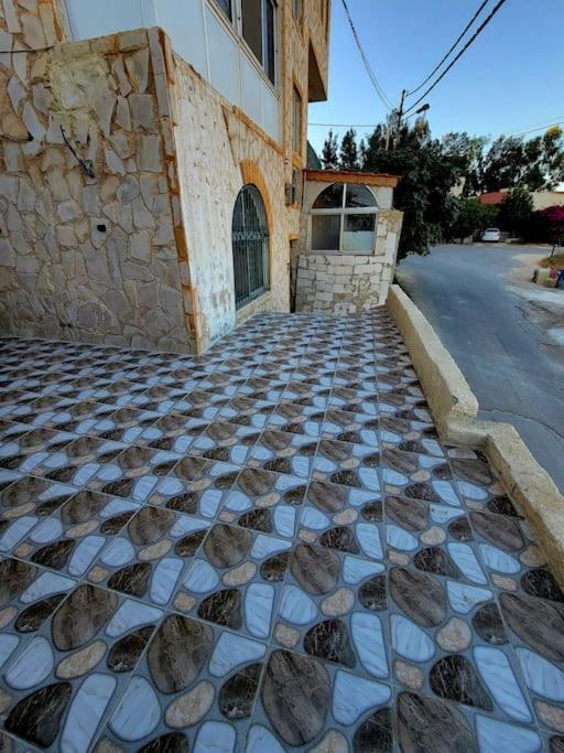 Atoom Lodge Jarash Exteriör bild