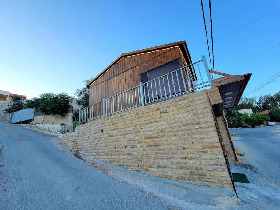 Atoom Lodge Jarash Exteriör bild